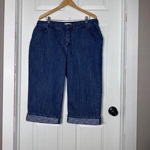 CJ Banks Blue Denim Capri Pants Floral Paisley Cuffed Plus Size 20W Medium Wash